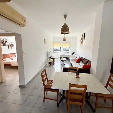 Apartmán Elena One Bedroom Budget - License No 06991 Paralimni