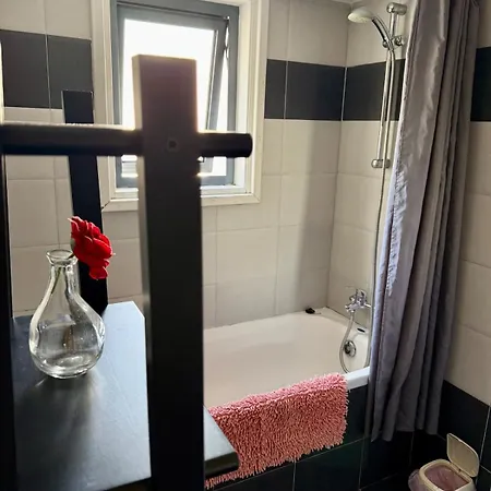 Elena One Bedroom Budget - License No 06991 Apartmán *