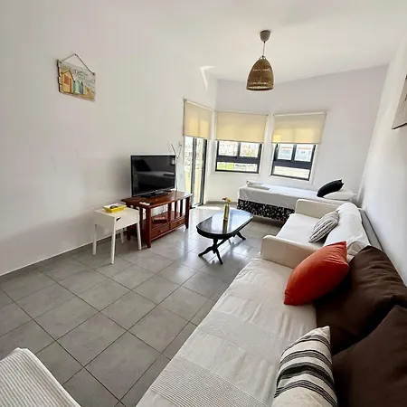 Apartmán Elena One Bedroom Budget - License No 06991 Paralimni