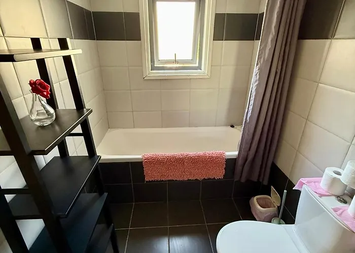 Elena One Bedroom Budget - License No 06991 Daire *